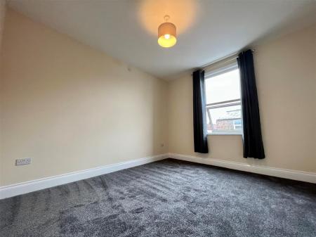 Lounge 1.jpg