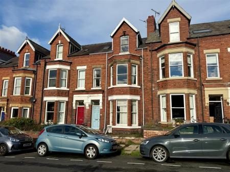 Front of property - 2.jpg