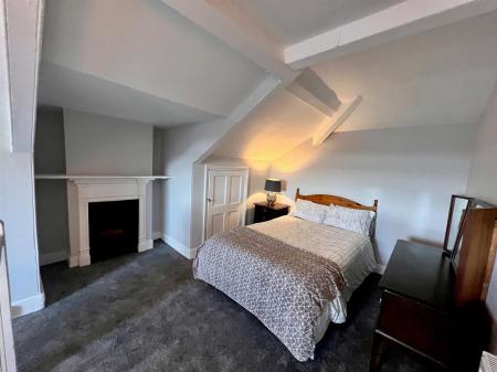 2 304a Tadcaster Road 3.jpg