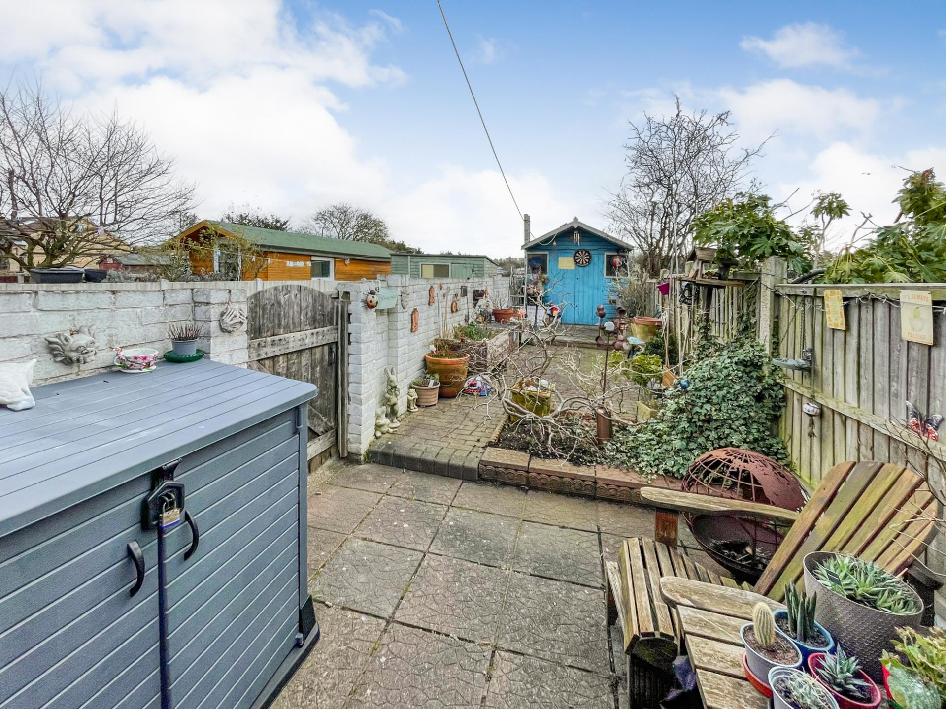 2 bedroom Cottage for sale in South Ockendon