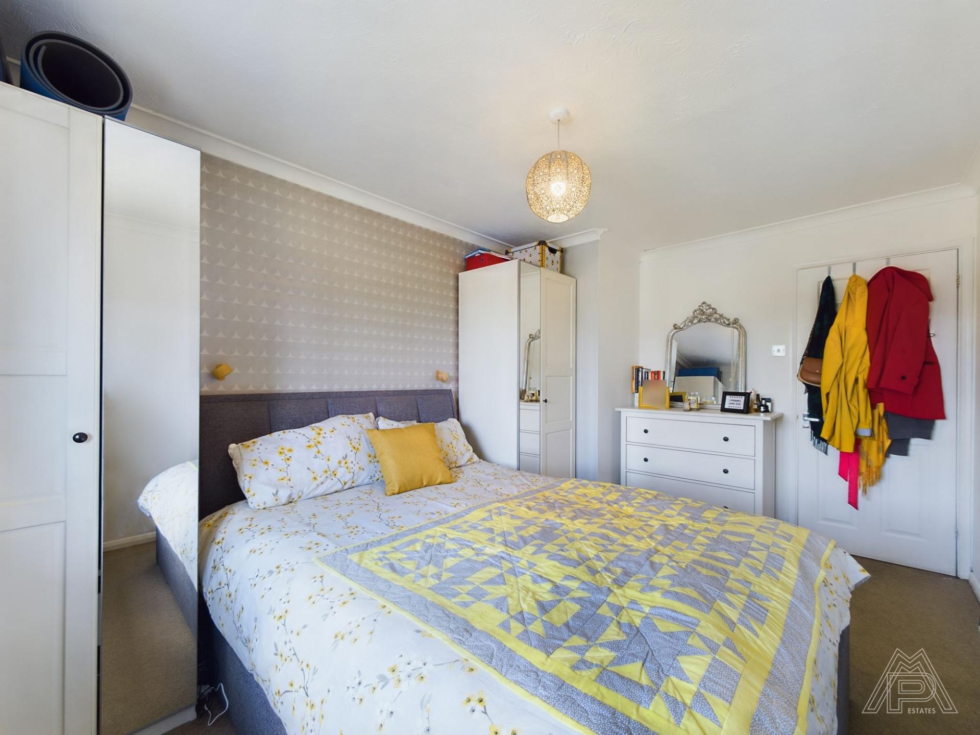 1 bedroom Flat for sale in South Ockendon