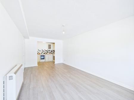 Media image 02