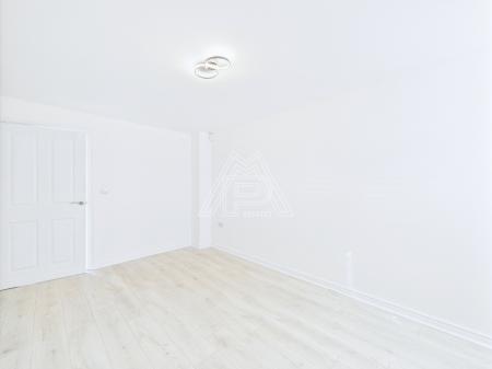 Media image 01