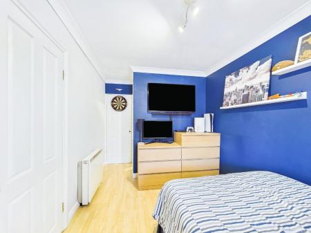 Media image 12