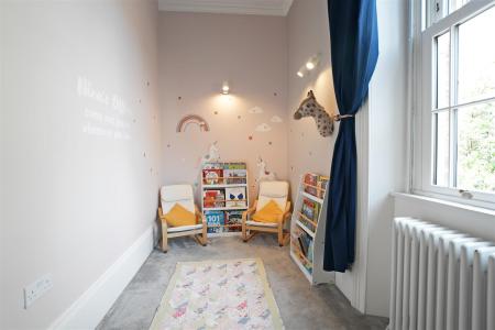 2nd Bed 3.jpg