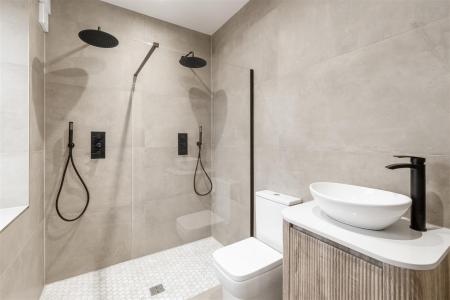 21 Round Ings Road-23.jpg