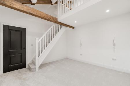 21 Round Ings Road-21.jpg