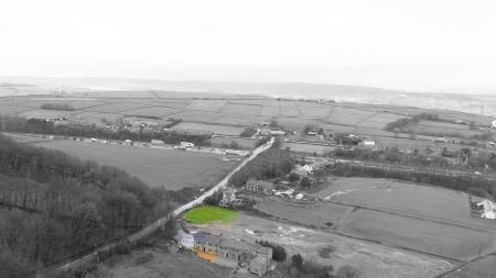 B&W21 Round Ings Road-2.jpg