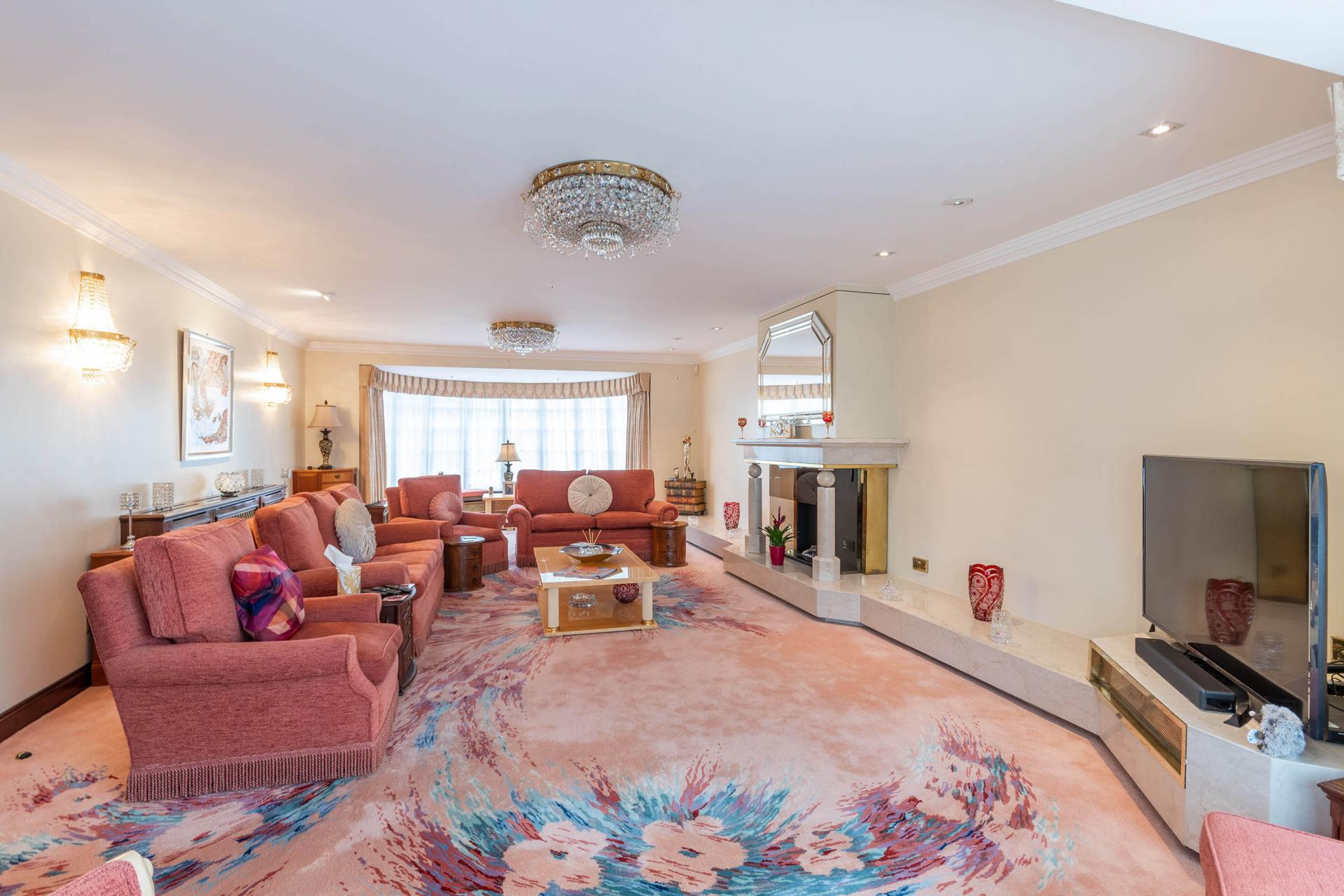 4 bedroom House for sale in Worksop