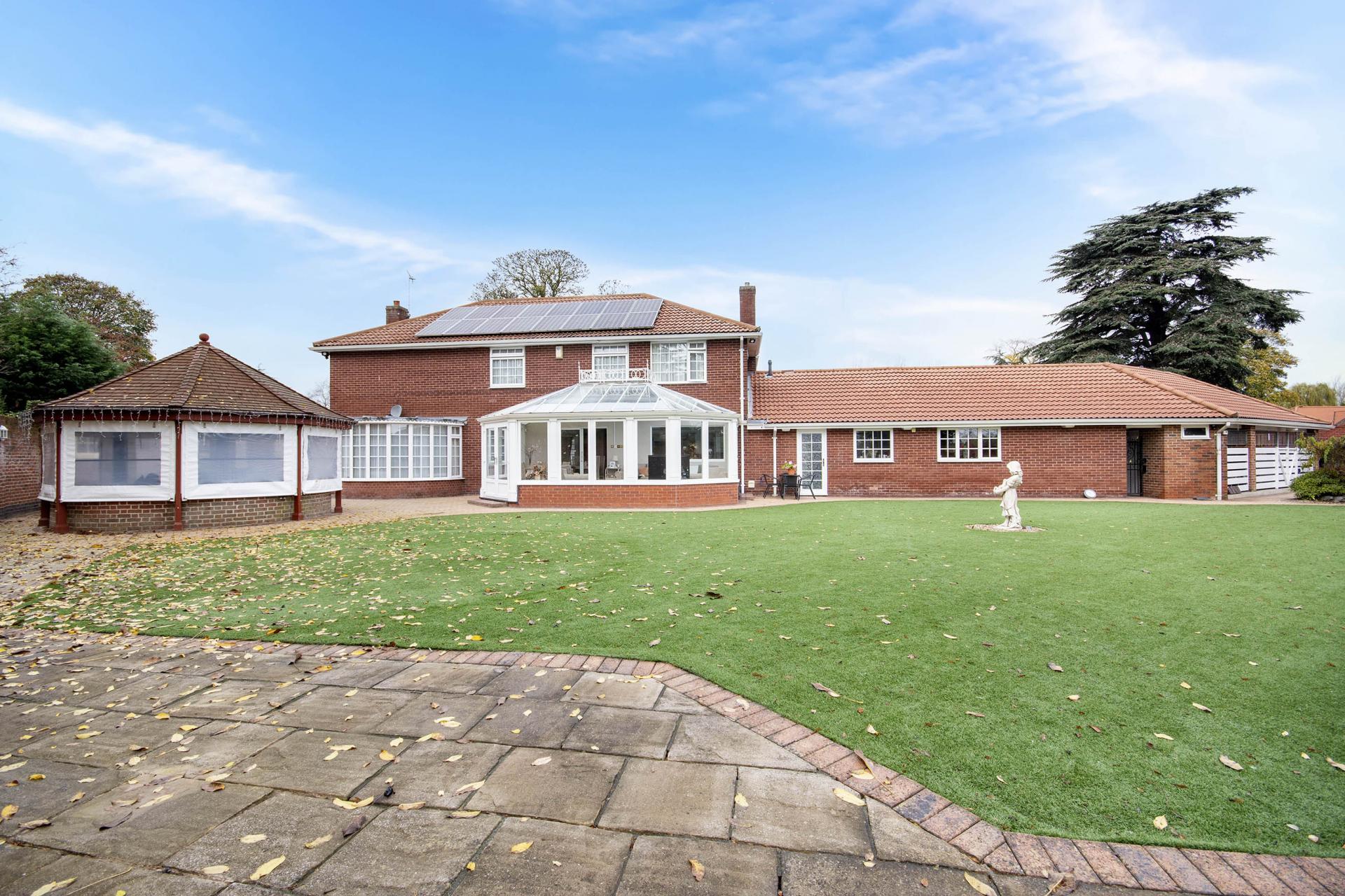 4 bedroom House for sale in Worksop