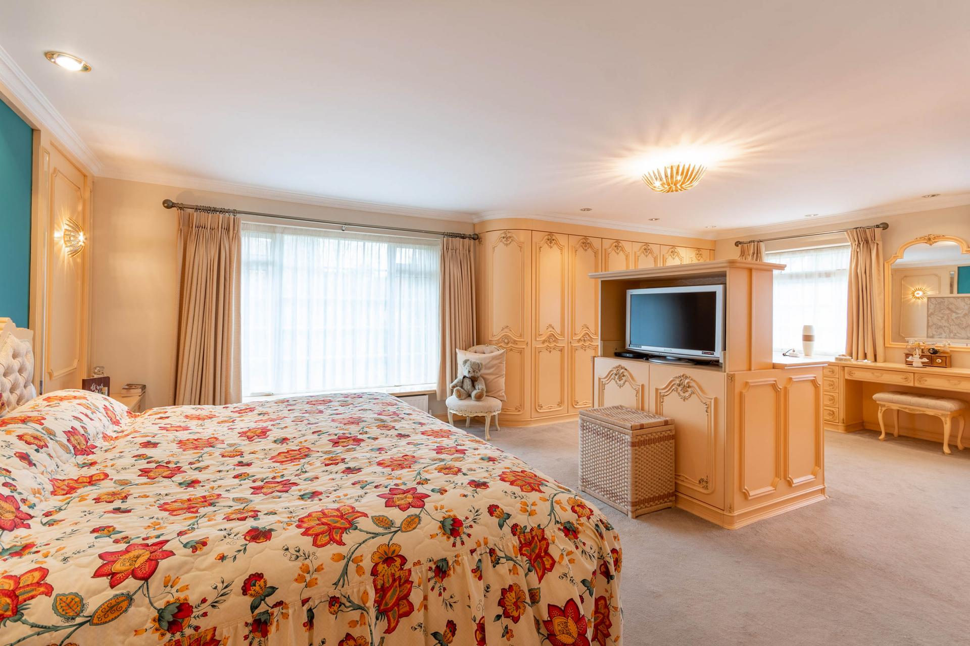 4 bedroom House for sale in Worksop