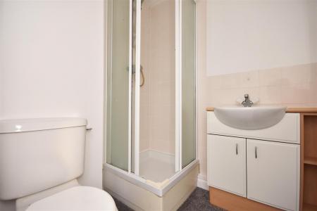 En-Suite to B2