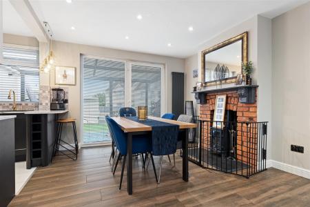 Living/Dining Room