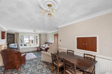 Living/Dining Room