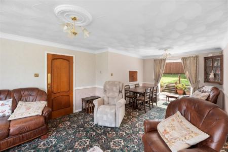 Living/Dining Room