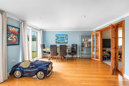 Living/Dining Room