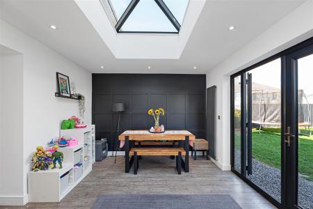Open Plan Kitchen/Dining Area