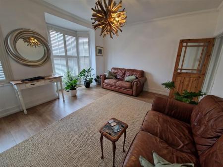 WhatsApp Image 2025-10-01 at 11.46.46_628d9689.jpg