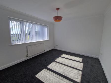 WhatsApp Image 2025-09-25 at 13.13.26_669e8b1f.jpg