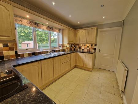 WhatsApp Image 2025-09-25 at 13.13.27_d9eb950e.jpg