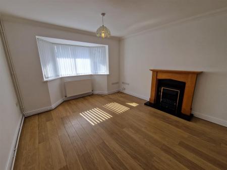 WhatsApp Image 2025-09-25 at 13.13.27_8c2209e2.jpg