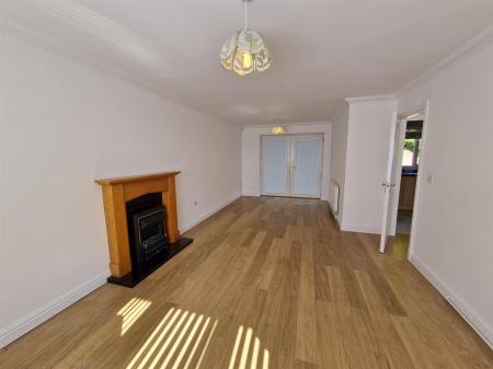 WhatsApp Image 2025-09-25 at 13.13.27_d5a7af5d.jpg