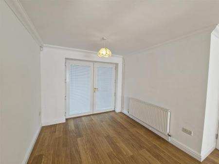 WhatsApp Image 2025-09-25 at 13.13.27_2a97ef0a.jpg