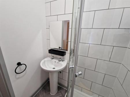 WhatsApp Image 2025-11-05 at 15.40.28_60689818.jpg