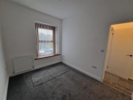 WhatsApp Image 2025-11-05 at 16.07.19_d7cbf4f0.jpg