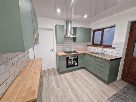 WhatsApp Image 2025-11-05 at 16.07.18_f2791a09.jpg