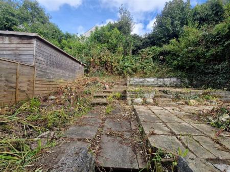 WhatsApp Image 2025-10-06 at 14.01.23_fb17e2d2.jpg