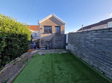 WhatsApp Image 2025-11-17 at 12.28.47_1c1fc689.jpg