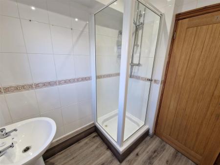 WhatsApp Image 2025-11-17 at 12.19.04_94b60e7e.jpg