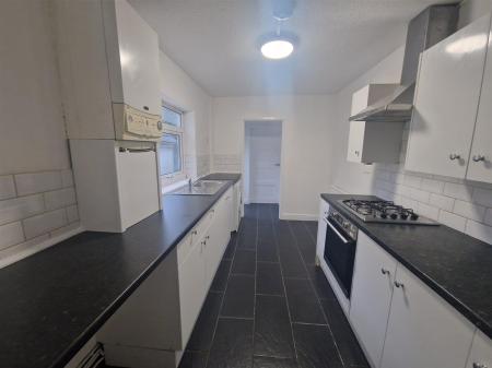 WhatsApp Image 2025-11-14 at 09.08.43_6431d3a3.jpg