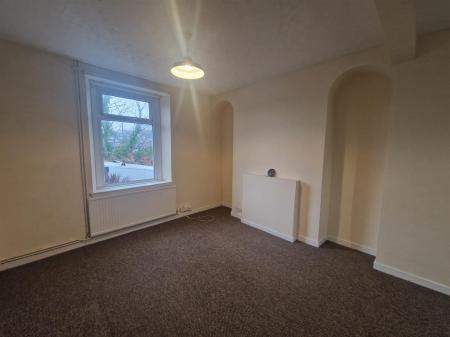 WhatsApp Image 2025-11-14 at 09.08.41_dfe3ddad.jpg