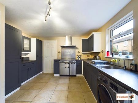 Kitchen/Breakfast Room