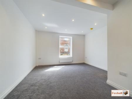 Open Plan Kitchen/Living Space