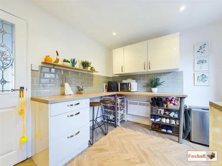 Kitchen/Breakfast Room