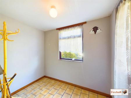 Entrance Hallway/Boot Room