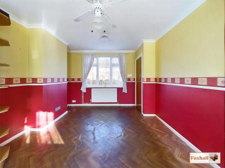 Kitchen/Dining Area