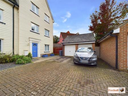 Front Garden / Garage / Parking