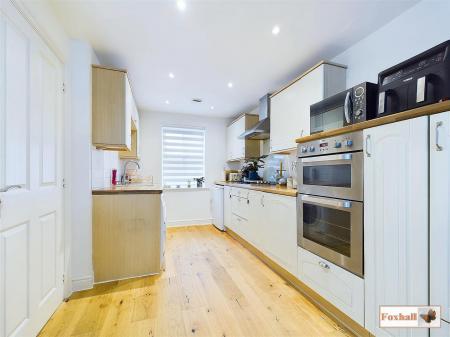 Open Plan Lounge / Kitchen / Dining Area