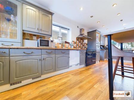 Kitchen/Breakfast Room