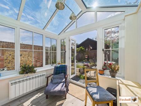 Sun Room/Dining room