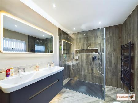 En-Suite Shower Room