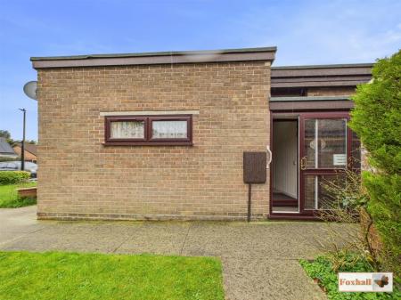 6 St Johns Close