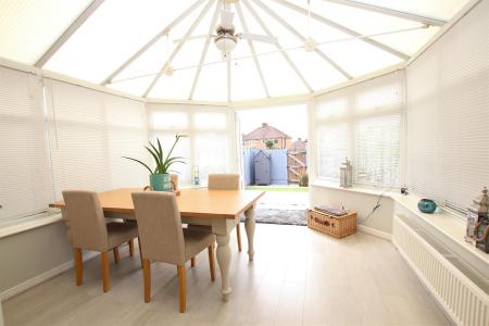 Sun Room/Dining Room