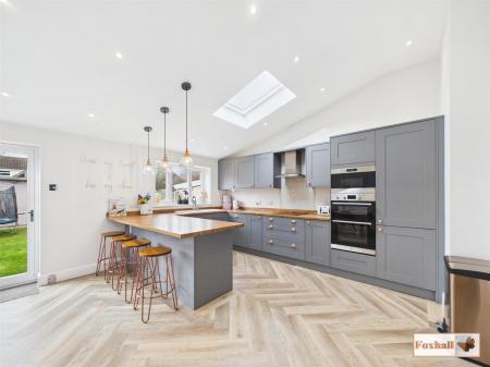 Kitchen/ Breakfast / Family Area
