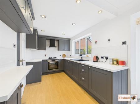 Kitchen Breakfast Room / Snug / Sun Room
