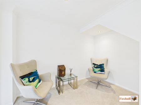 Kitchen Breakfast Room / Snug / Sun Room